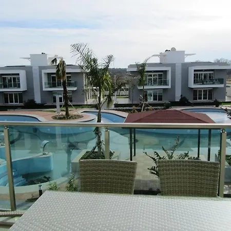 아파트 Outstanding 2 Bed Home B 2 -3 In 5 Star Community Overlooking The Pool