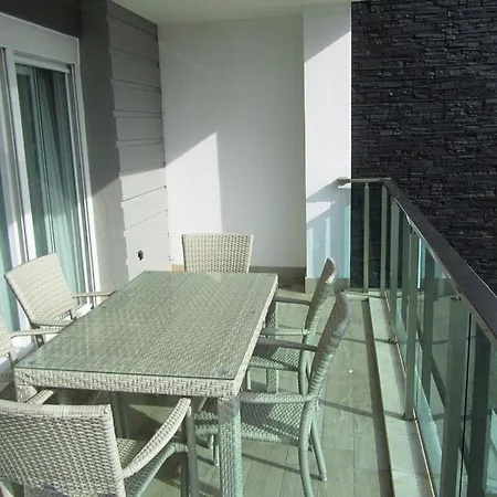 Outstanding 2 Bed Home B 2 -3 In 5 Star Community Overlooking The Pool 시데