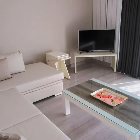 아파트 Outstanding 2 Bed Home B 2 -3 In 5 Star Community Overlooking The Pool *